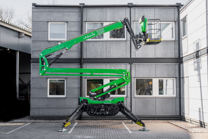 Leguan scissor lifts 225